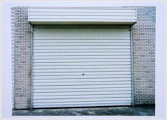 電動(dòng)伸縮門的生銹措施